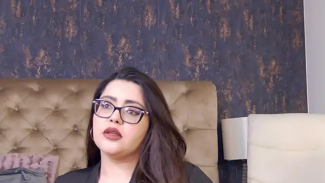 AriaRussell's cam snapshot