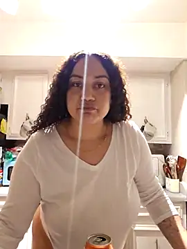 honeeyyy_pot's cam snapshot