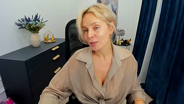 Sinty_Devis live sex cam