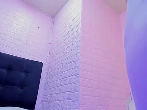 LaurynShell's cam snapshot