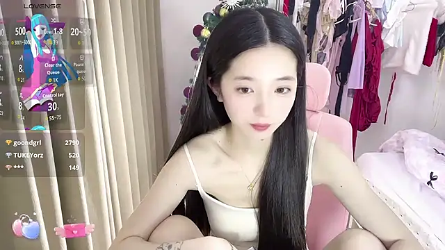 OiOi-666 live sex cam