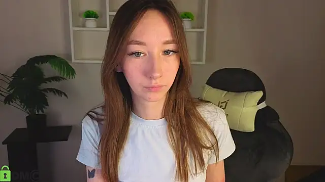 Miche1le_Allenne's cam snapshot