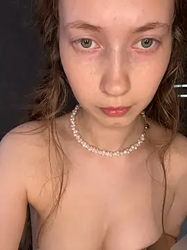 Holy_Poly's cam snapshot