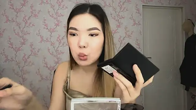 Elina_Mottel's cam snapshot