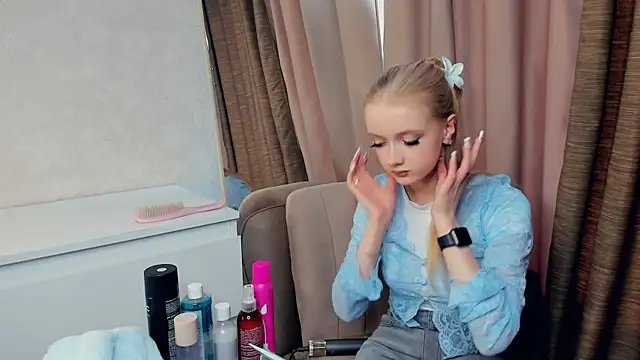 ErinnStandifer's cam snapshot