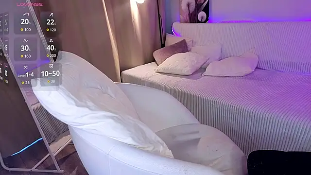 SmolCutie's cam snapshot