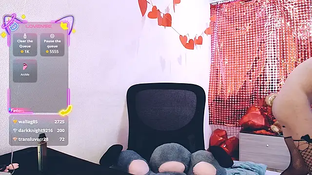 Littlepinkcat live sex cam