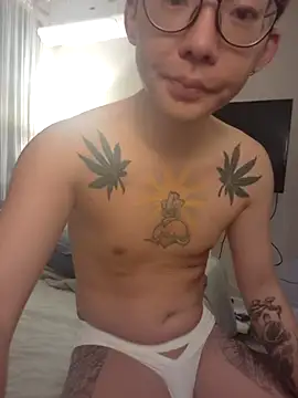 iyy2004 live sex cam