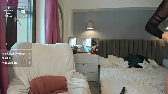 Awesome_Jolie live sex cam