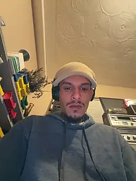 Thatguy_2026 live sex cam