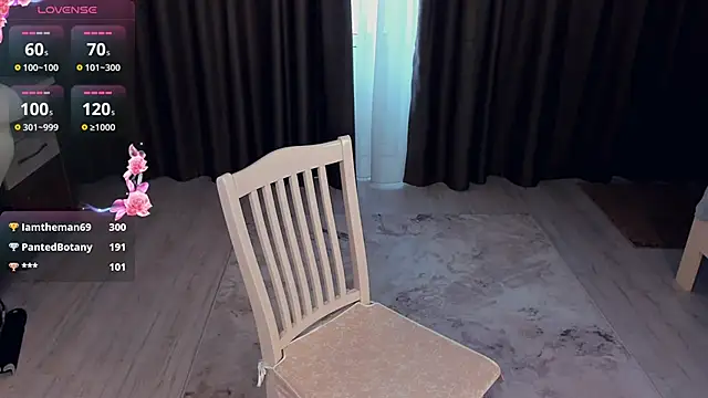 ZanaBreland live sex cam