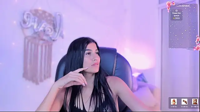 Ginni_charlotte's cam snapshot