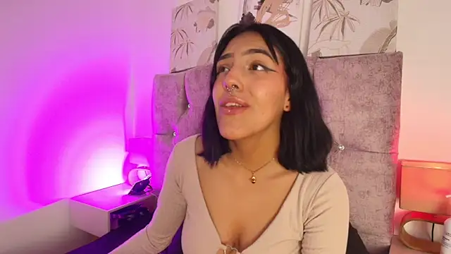 Dulce_Bella_'s cam snapshot