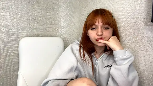 KatheyMichelfelder's cam snapshot