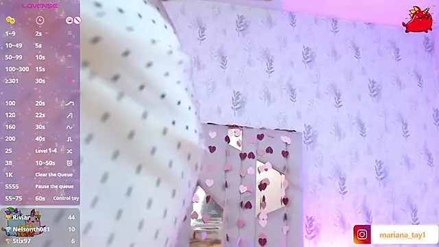 MARIANA_TAY1's cam snapshot