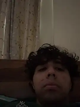 lucasmaxtoy's cam snapshot