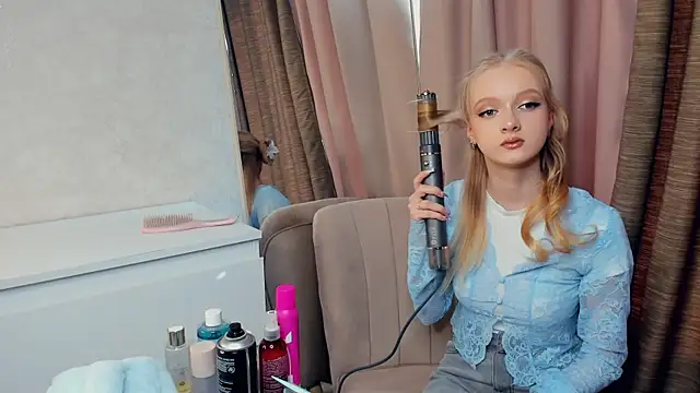 ErinnStandifer's cam snapshot