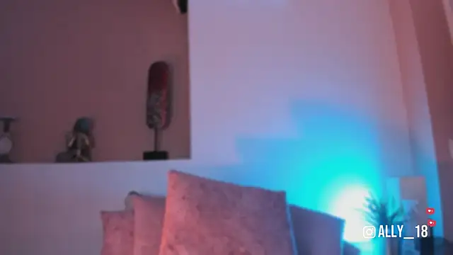Ally_addams live sex cam