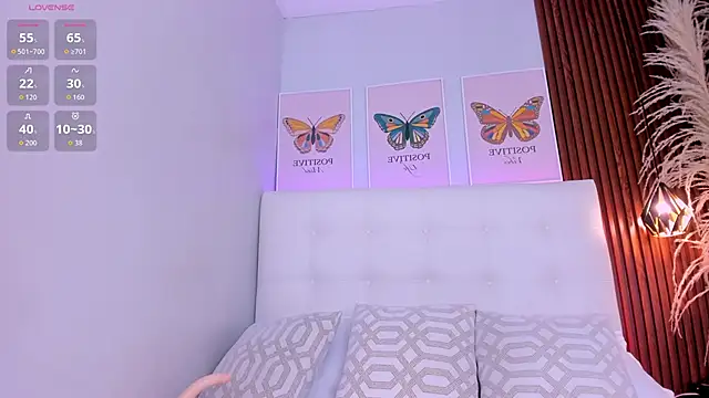 susie_thomsonn's cam snapshot