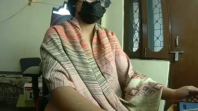 callmeshreya live sex cam