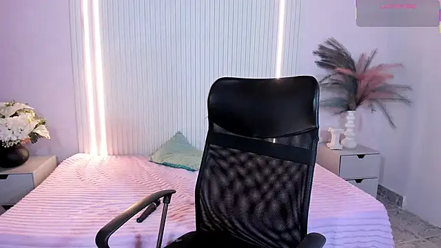 CelesteMoon5's cam snapshot