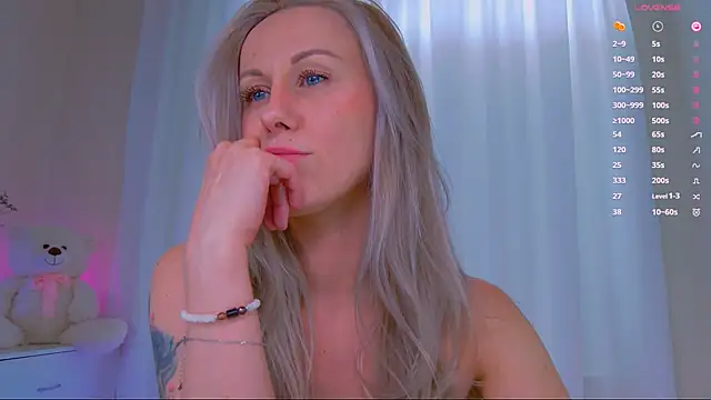 Nika_Bloom live sex cam