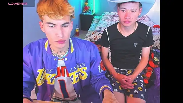 Latin_boysxxxx's cam snapshot