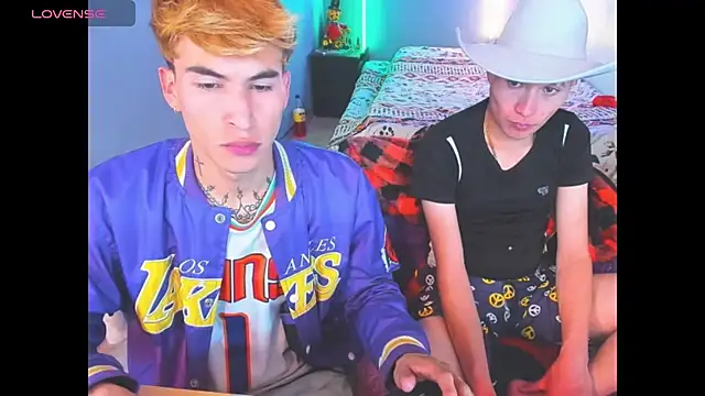 Latin_boysxxxx's cam snapshot