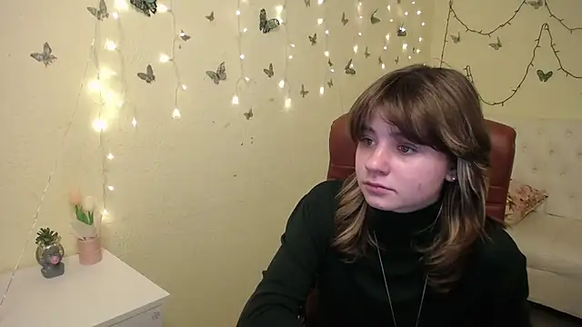 AnnaWest_'s cam snapshot