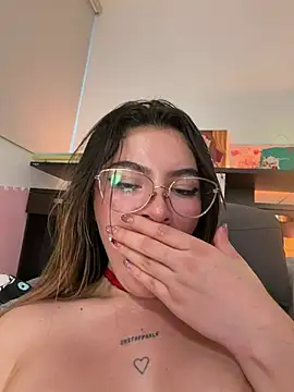 Your_Honeey live sex cam
