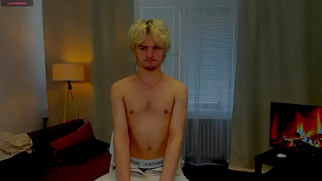 JameMiller live sex cam