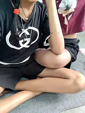 Lesbians_NO1 live sex cam