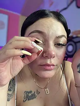 Megaan__More's cam snapshot