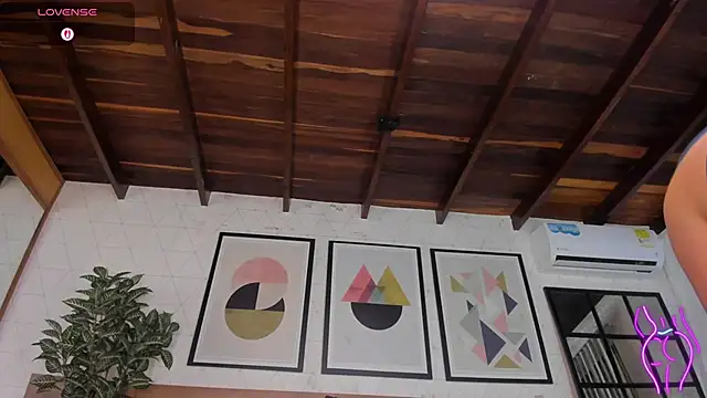 MiaKay1's cam snapshot