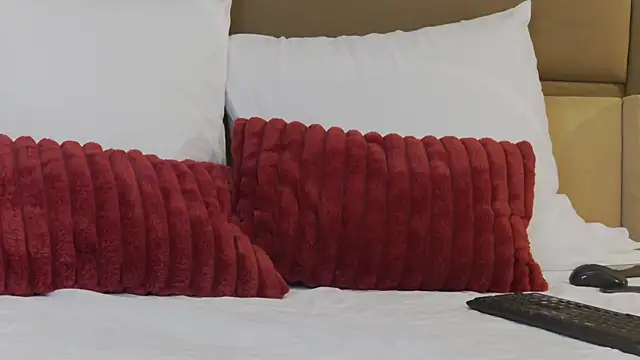 JuliaRhode's cam snapshot