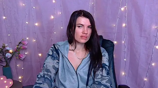 MilaLoona's cam snapshot