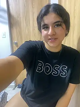 Gaby_fosterr14's cam snapshot