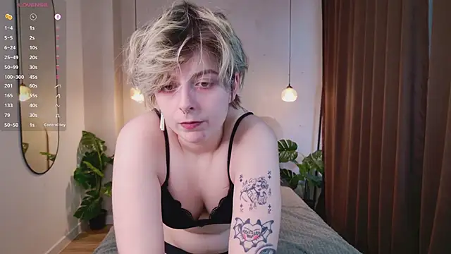 SpiderrArti's cam snapshot