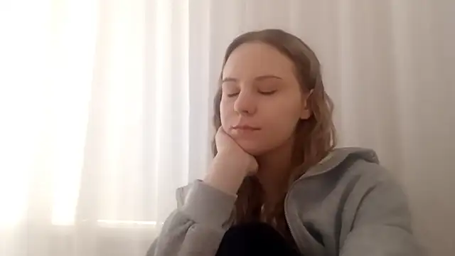 CrackShirker's cam snapshot