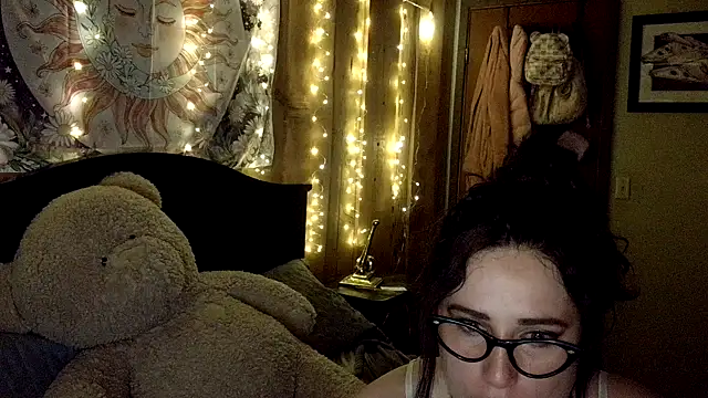 VelvetBrunetteXo's cam snapshot