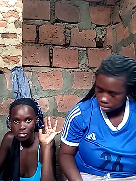 Sassy_boobs21 live sex cam