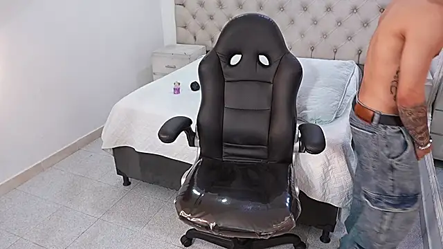 JhoanLeandro live sex cam