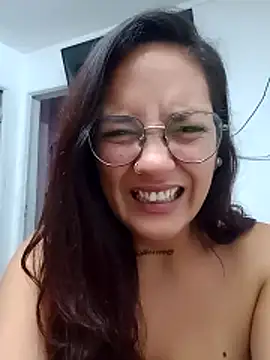 kuramaqueen's cam snapshot