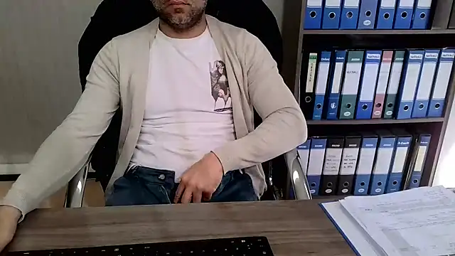 Evasionee live sex cam