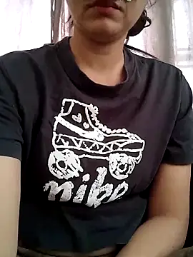 RIYA-STRIP's cam snapshot