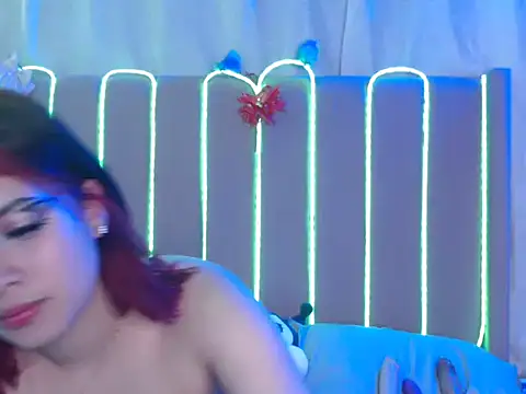 Raven_Goth8's cam snapshot