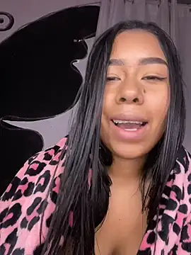 Katty_honey_'s cam snapshot