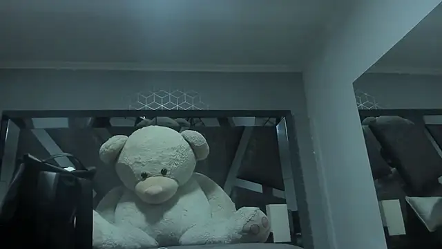 ElektraBomdans live sex cam