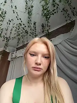 AmmyHot live sex cam