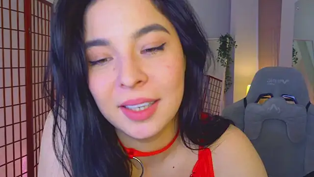 Erika_Moan_'s cam snapshot